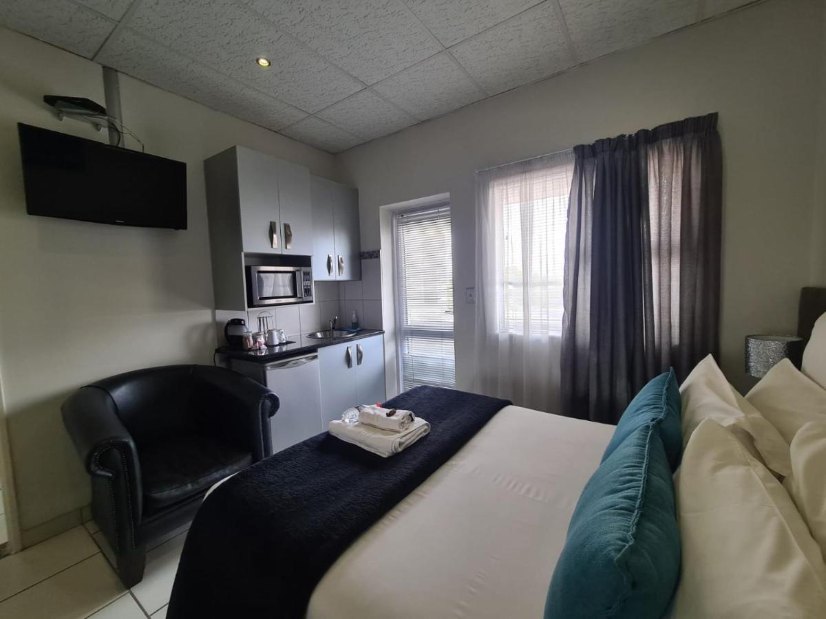 Lion Lodge บลูมฟอนเทน ภายนอก รูปภาพ